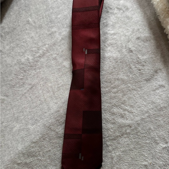 buckingham Other - Classic Burgundy Geometric Tie